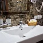Hotel Lviv 3* Λβιβ