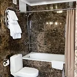 Hotel Lviv Ξενοδοχείο