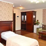 Hotel Lviv Ξενοδοχείο