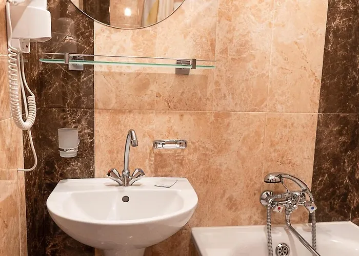 Hotel Lviv Hotell 3*