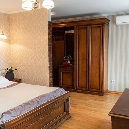 Szálloda Hotel Lviv 3*