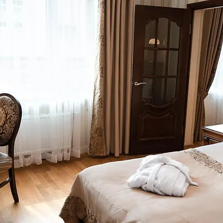 Szálloda Hotel Lviv