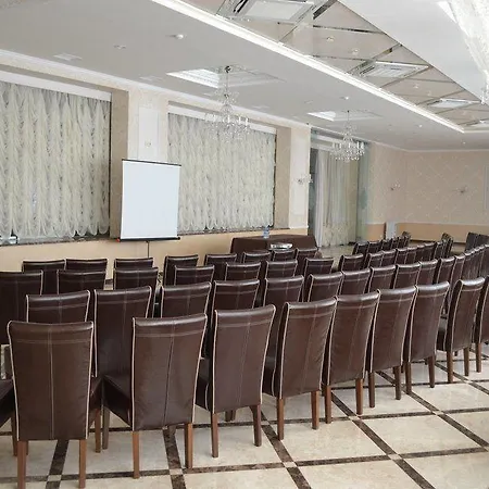 Hotel Lviv Szálloda 3*