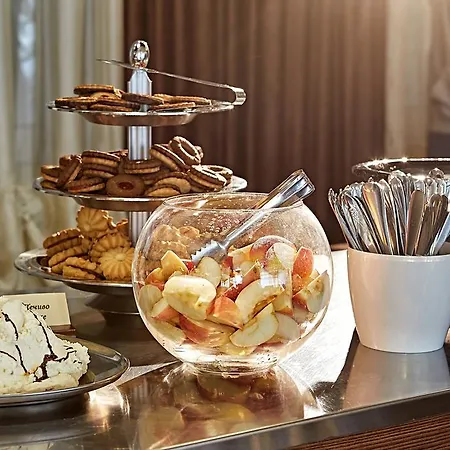 Hotel Lviv Szálloda