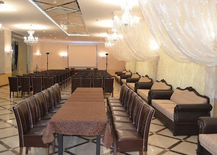 Hotel Lviv Ξενοδοχείο Λβιβ