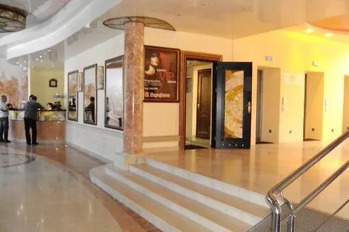 Hotel Lviv Ξενοδοχείο